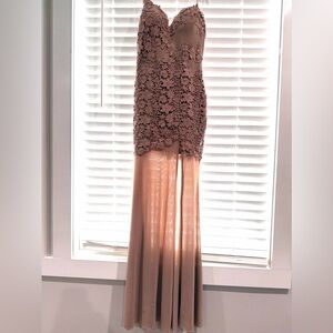 Windsor pink Lace Maxi Dress with slit and zipper back